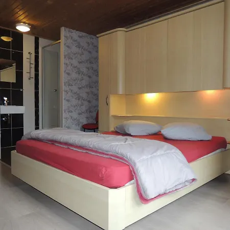 Country house 1 De Renuamont